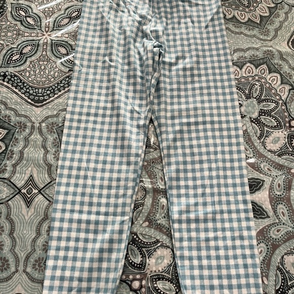 NWOT kids old navy leggings - Picture 3 of 3